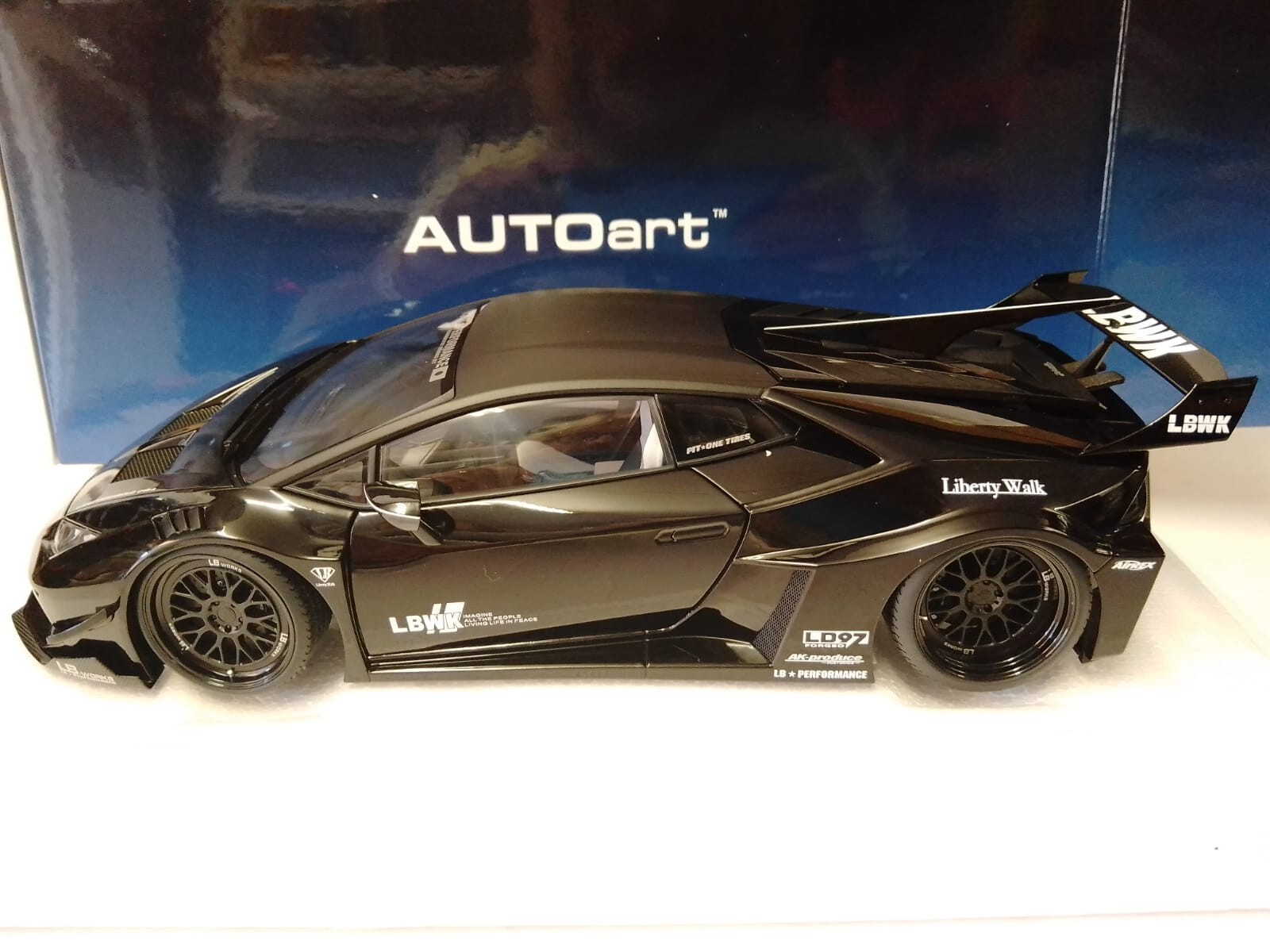 L*す様 LBWK Huracan GT　ルース品 LB-Silhouette WORKS Lamborghini HURACAN GT - Liberty Walk