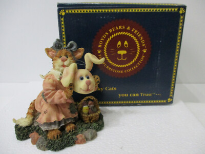 Boyds Bears ~ #371054 Kandace Purrshop ~ Cat Figurine Easter Bunny ~ NIB ~ Cute!