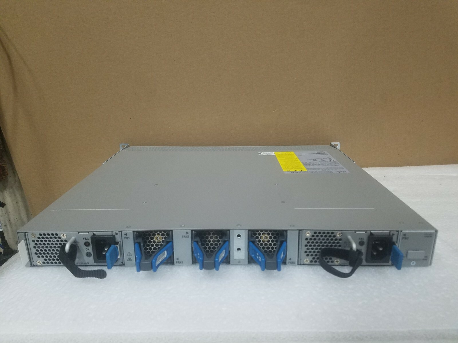 Cisco Nexus N2K-C2348TQ-10G-E V01 24 Port SFP+ Dual AC Switch