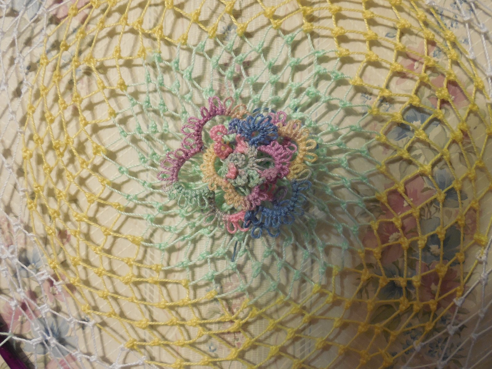 DOVE COUNTRY Tatted Suncatcher Dreamcatcher Flower Wall Art Tatting