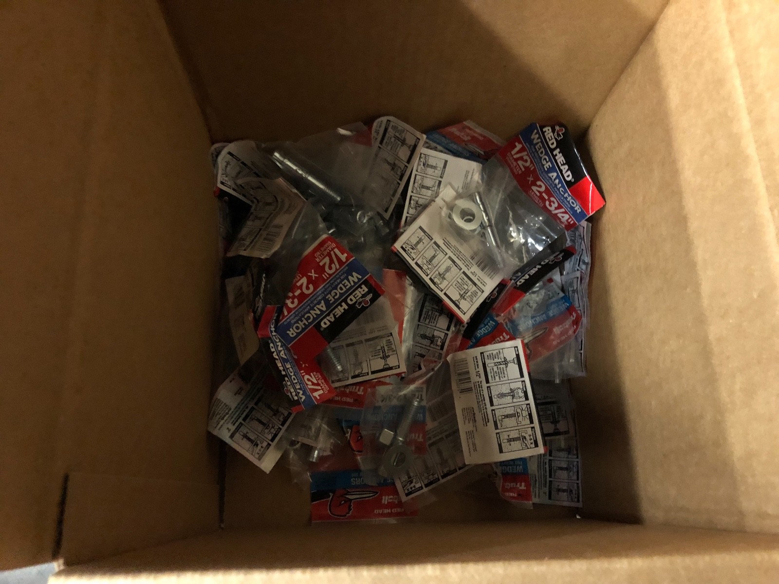 (54) Red Head 50095 Wedge Anchor 1/2