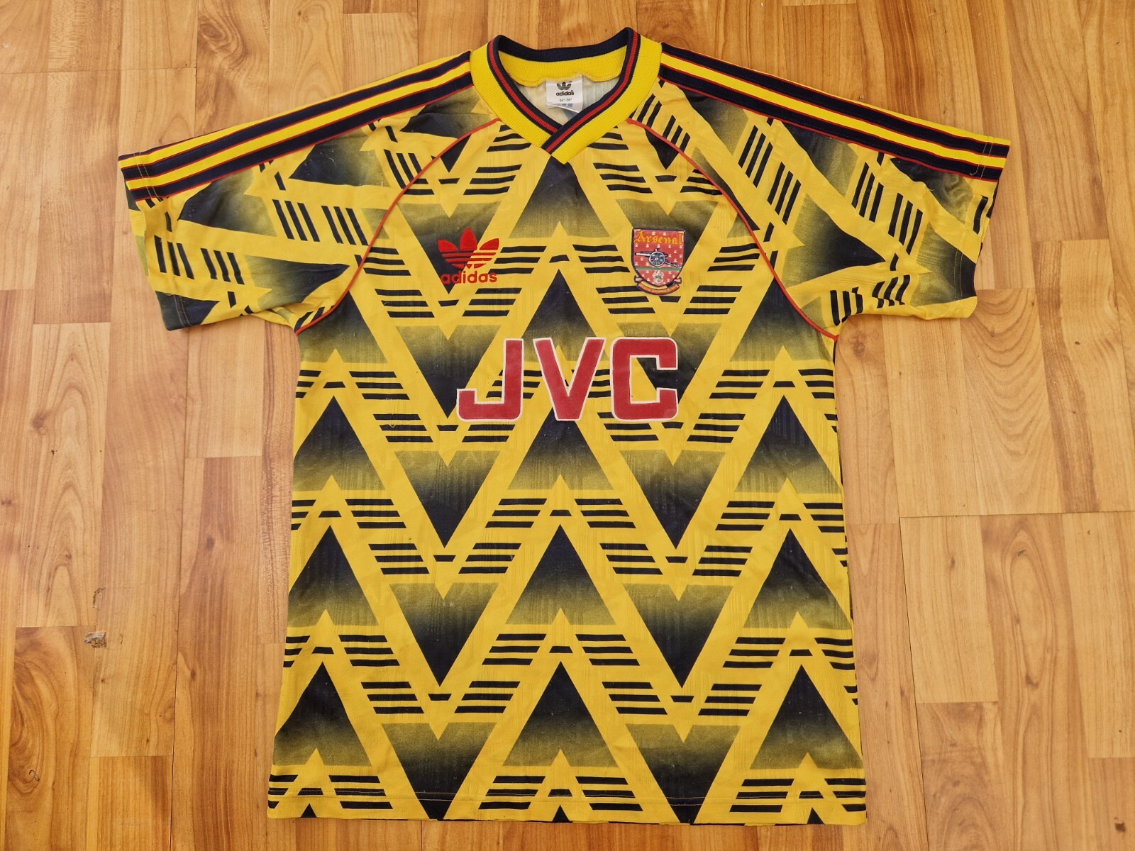 VINTAGE ARSENAL 1991-1993 MENS SMALL S 34-36 VINTAGE ARSENAL 1991-1993 MENS SMALL S 34-36