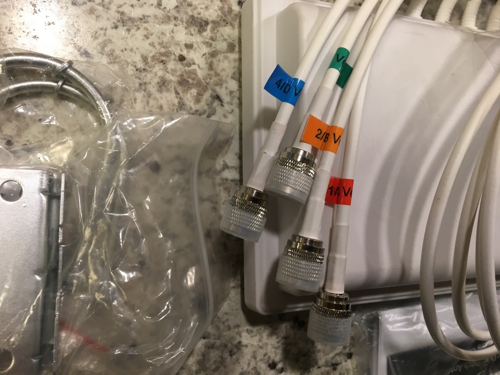 Ventev TerraWave 2.4/5 GHz 6 dBi Directional Wi-Fi Antenna with 4 RPTNC