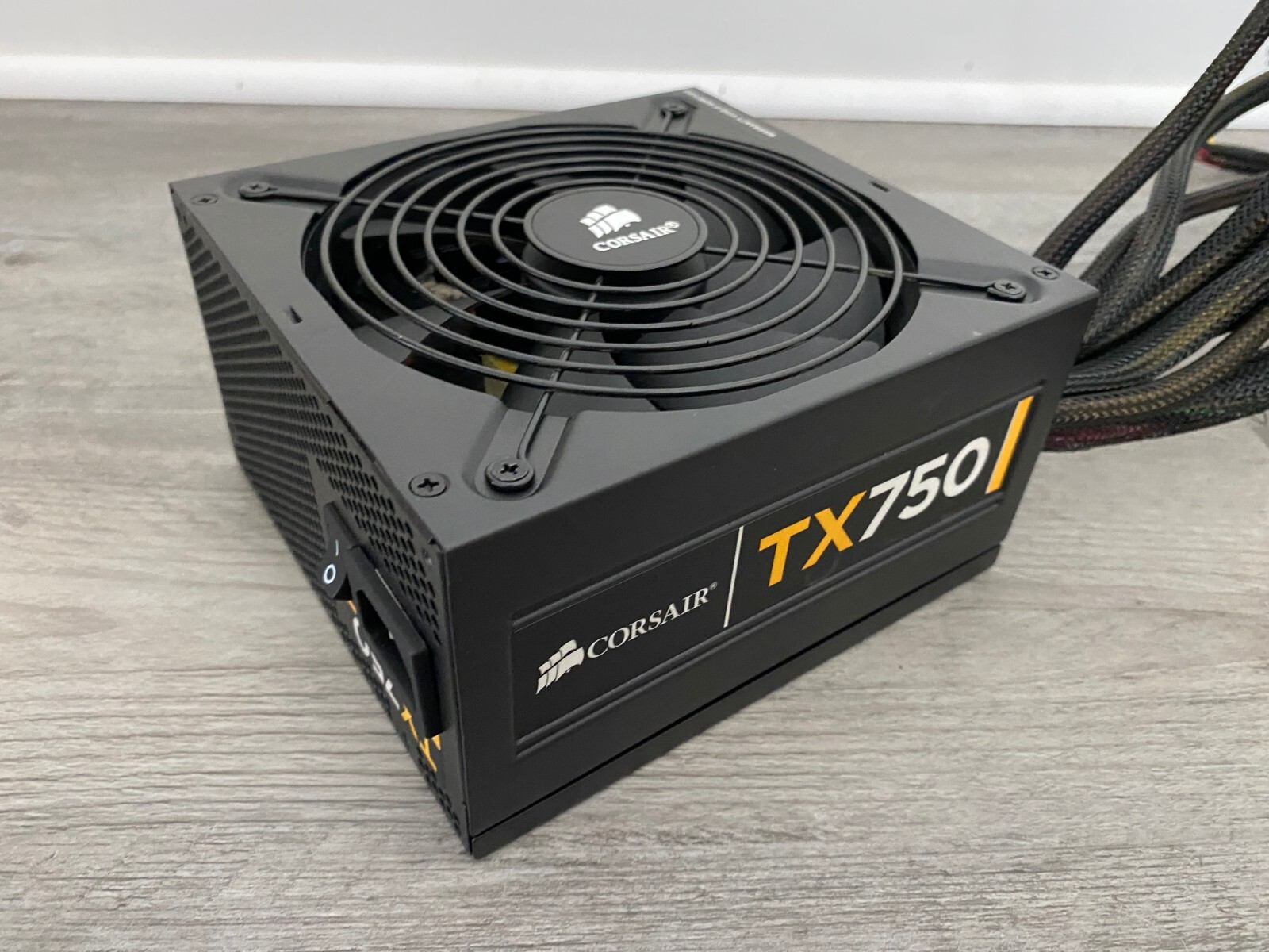 Corsair TX750 750W 電源ユニット TX750【終息】 | 株式会社リンクスインターナショナル
