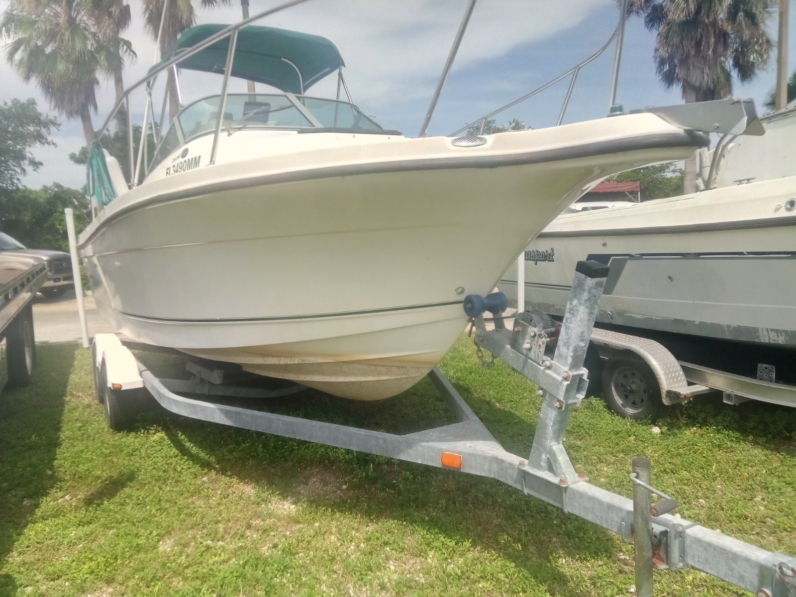 2004 BAYLINER WALKAROUND 150HRS CUMMINS ENGINE. ONE OF A KIND