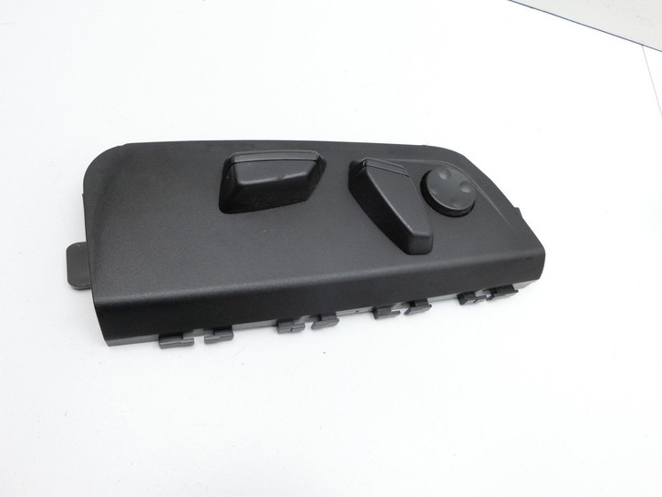 BMW 525d F10 13-17 Schalter Rechts für Sitzverstellung BMW 525d F10 13-17 27.02.2014 9302292 61319302292 9302292-04... Bild 3