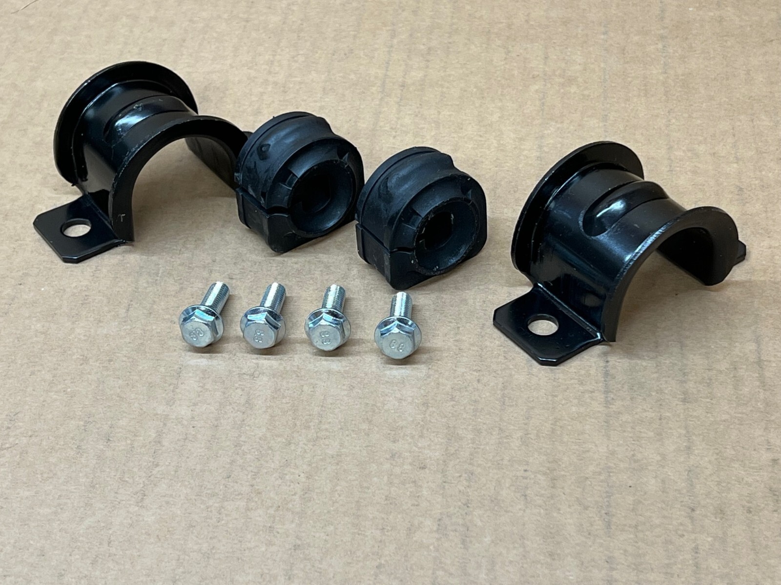 REAR ANTI ROLL BAR DBUSH KIT BUSHES & CLAMPS FOR MK3 MONDEO ESTATE 20002007 RN27947877