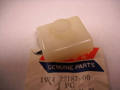 アクセサリー tk20 NEW 2000 - 2005 GENUINE KAWASAKI NINJA ZX-12R CHAIN GUARD