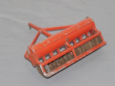 Vintage COCKSHUTT 1:16 Grain Drill orange SLIK rare!
