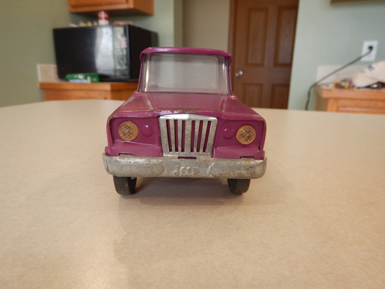 VINTAGE TONKA TOY JEEP WITH HOME MADE BED