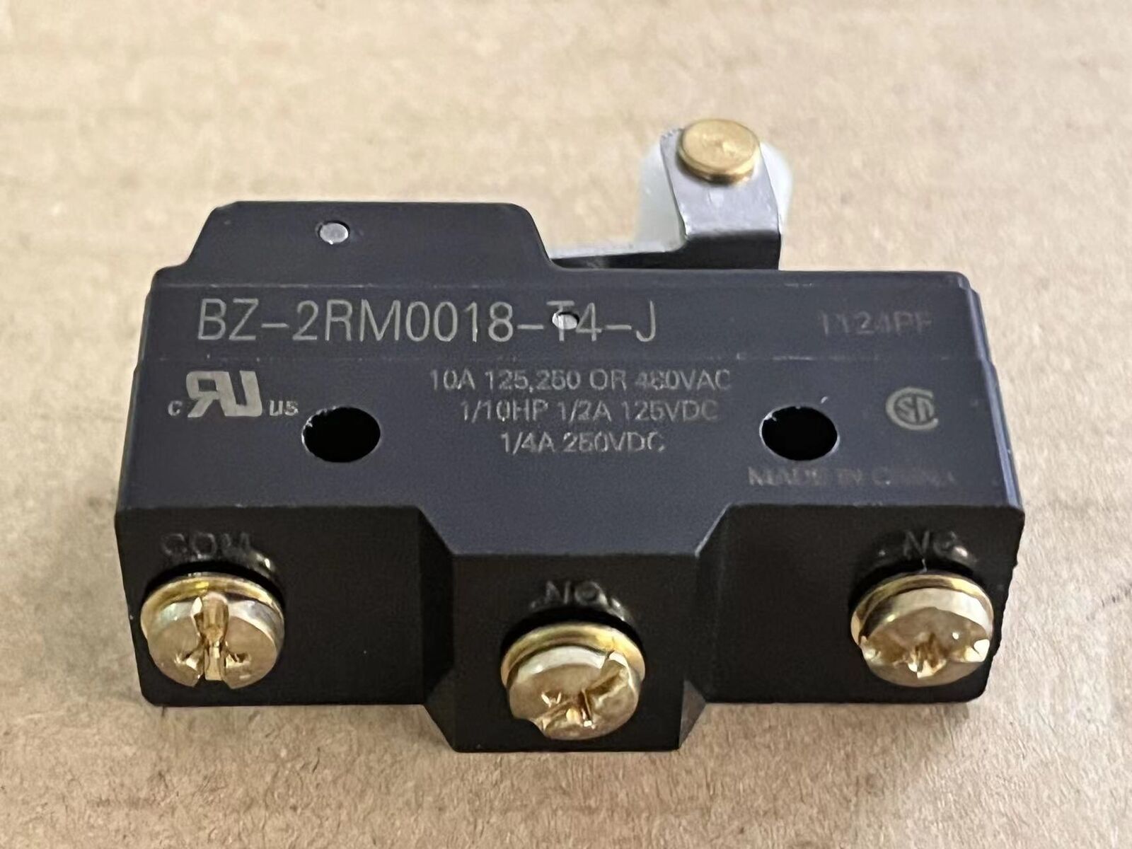 1PC New Limit Switch BZ-2RM0018-T4-J BZ2RM0018T4J | eBay