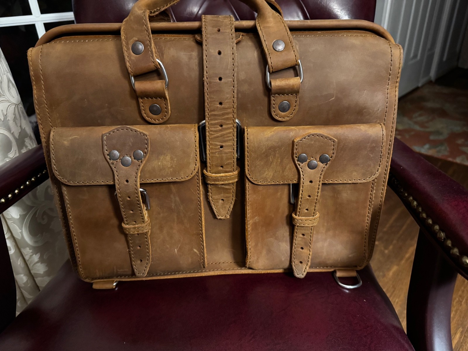 Saddleback Flight Bag レザーブリーフケース ブラック Leather Laptop Bag | Real Genuine Full-Grain Briefcase