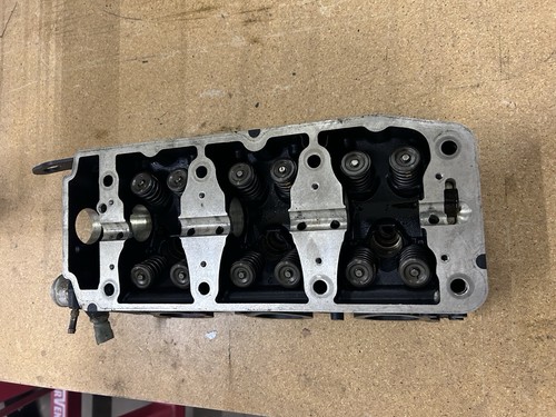 HEAD ヘッド VECTOR 120-110 26-26.5 GM Chevrolet Pontiac Saturn ECOTEC 2.4L DOHC Cylinder Head