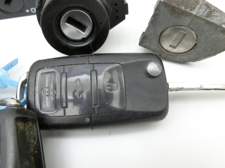 VW Scirocco III 13 08-14 Zündschloss 1x Schlüssel Türschliesszylinder  - Bild 4