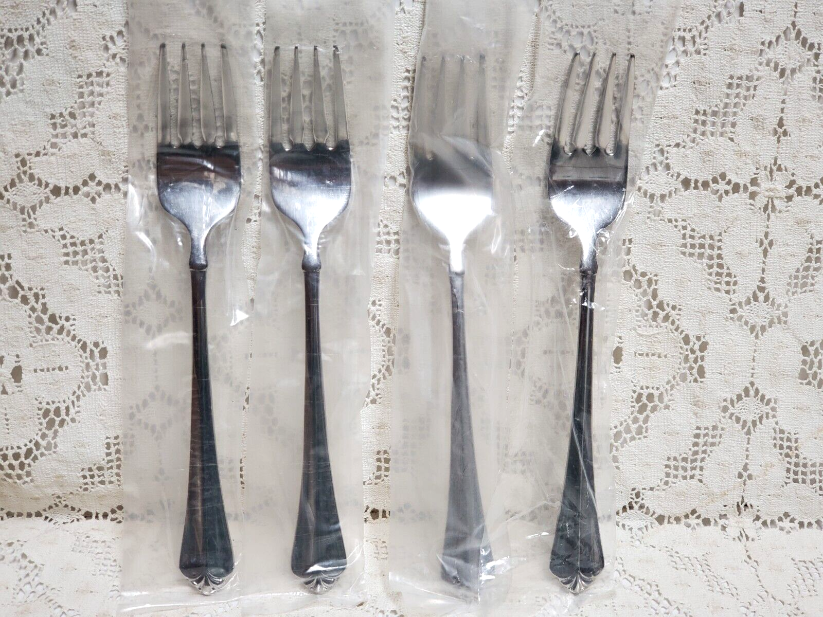 Oneida Juilliard Julliard Salad Forks 7" 18/10 Stainless Ste