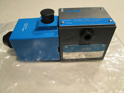 Eaton Vickers 879147 Pilot Valve Model DG4S4-012A-U-H-60