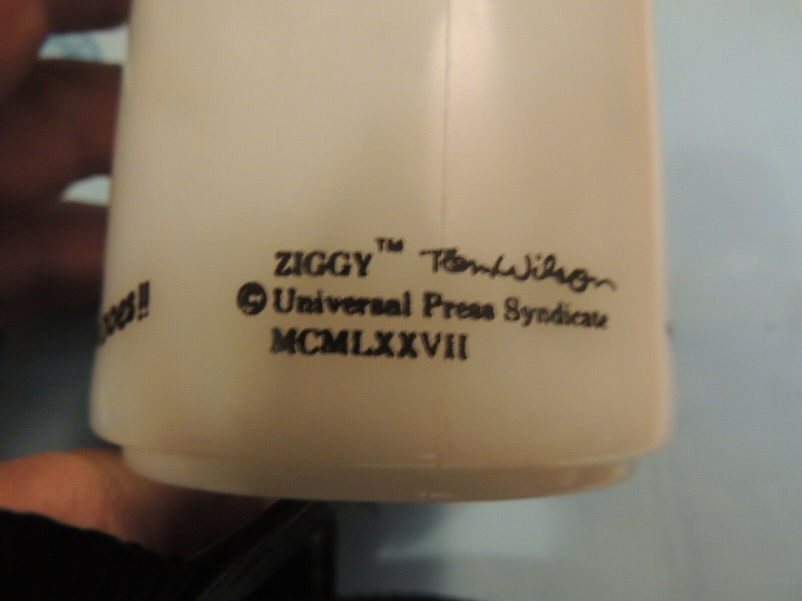 VTG ZIGGY FEDERAL HEAT PROOF MILK GLASS COFFEE MUG BIRD TOM WILSON CARTOON CUP