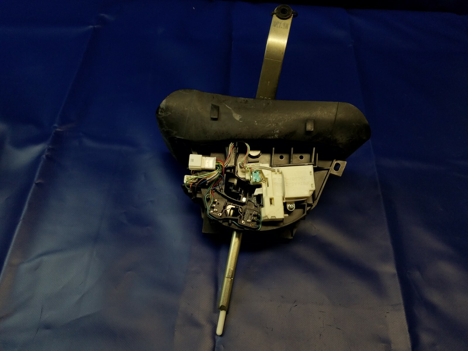 2014-2015 INFINITI Q50 RWD AUTOMATIC TRANSMISSION GEAR SHIFTER SELECTOR