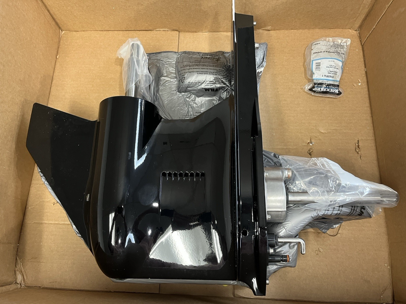 AYA　1223 Amazon.com: Front Strut Shock Assembly w/Coil Spring for