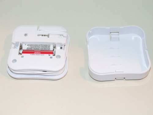 Merkury Innovations  White Speaker