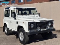 2009 Land Rover Defender 90  Estate Diesel Manual