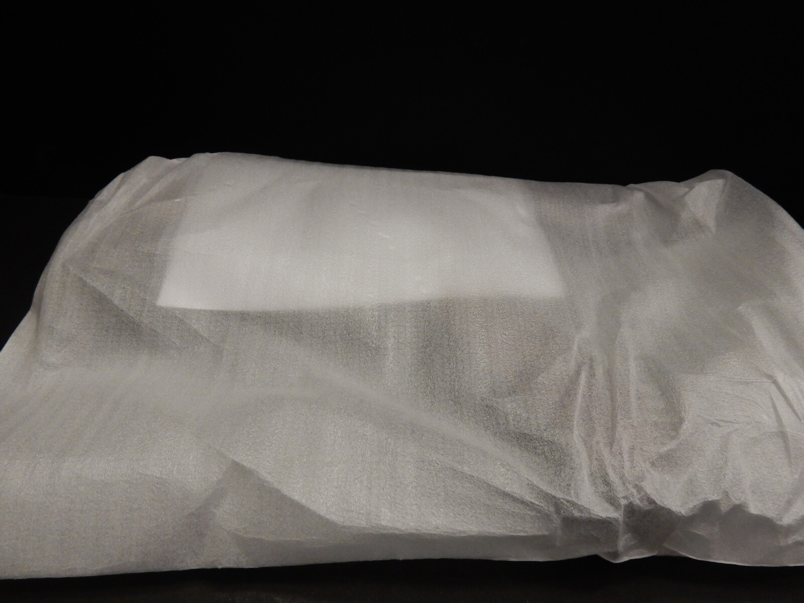 MUGIG UKULELE  WOOD STAND  NIB