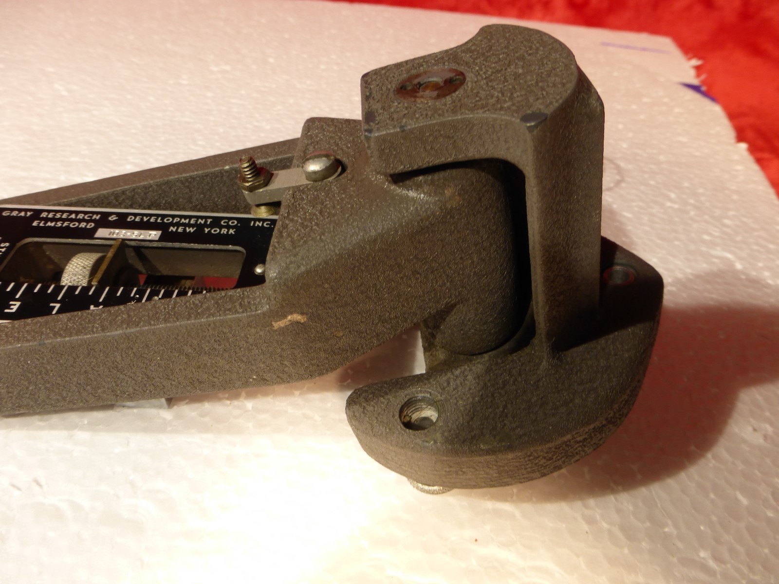 GRAY RESEARCH MODEL 103-SLP 16
