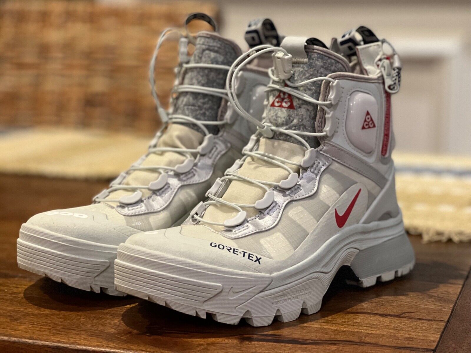 Nike ACG Gaiadome FlyEase Boots Olympic Team USA Exclusive Nike ACG Gaiadome FlyEase Boots Olympic Team USA Exclusive