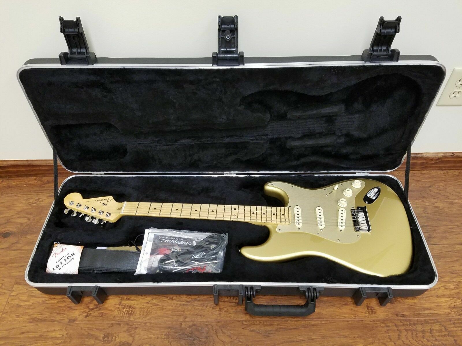 ギター fender USA guitar New Fender USA American Ultra Luxe Stratocaster (2-Color