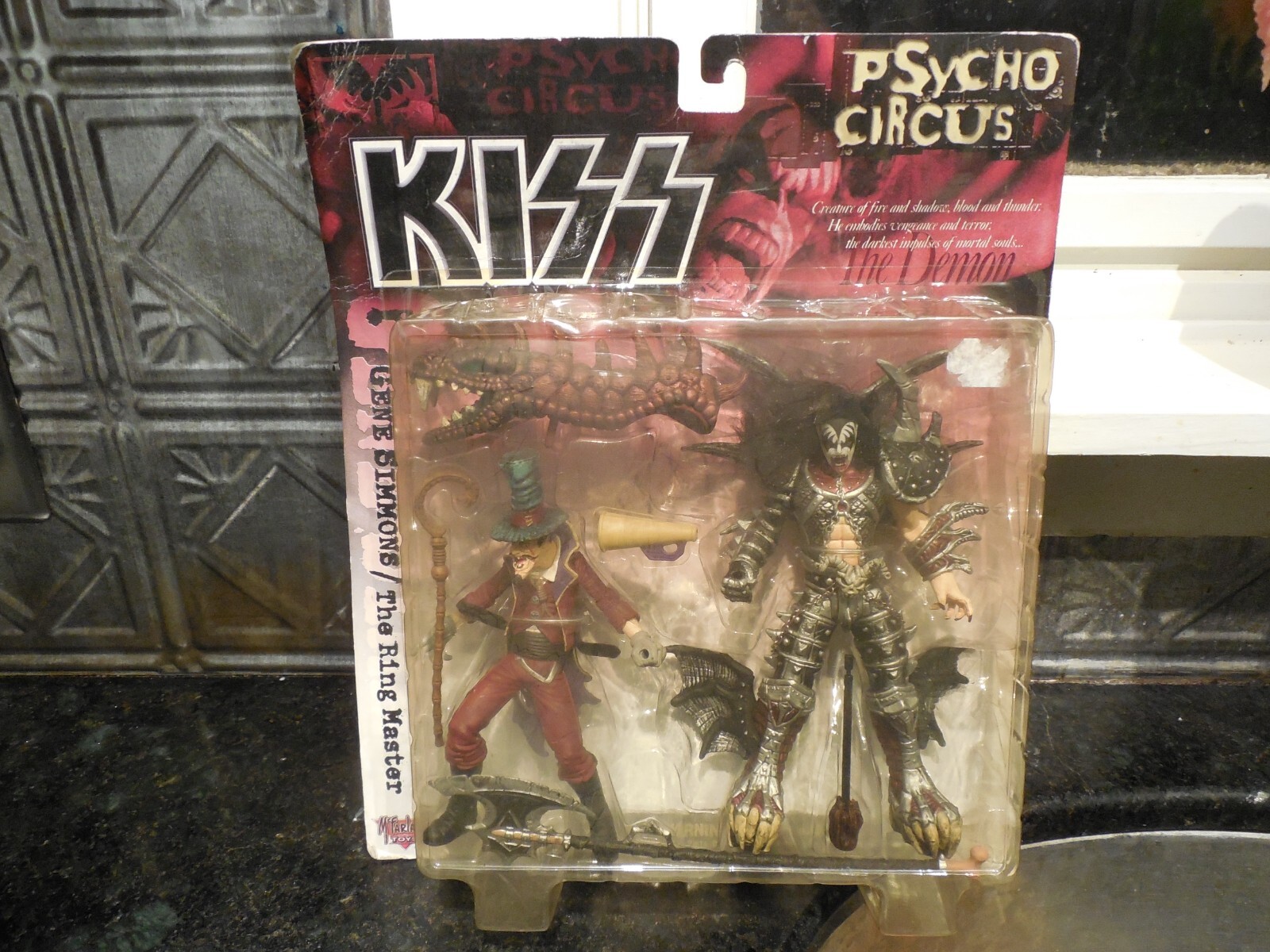 KISS Psycho Circus GENE SIMMONS The Ring Master Action