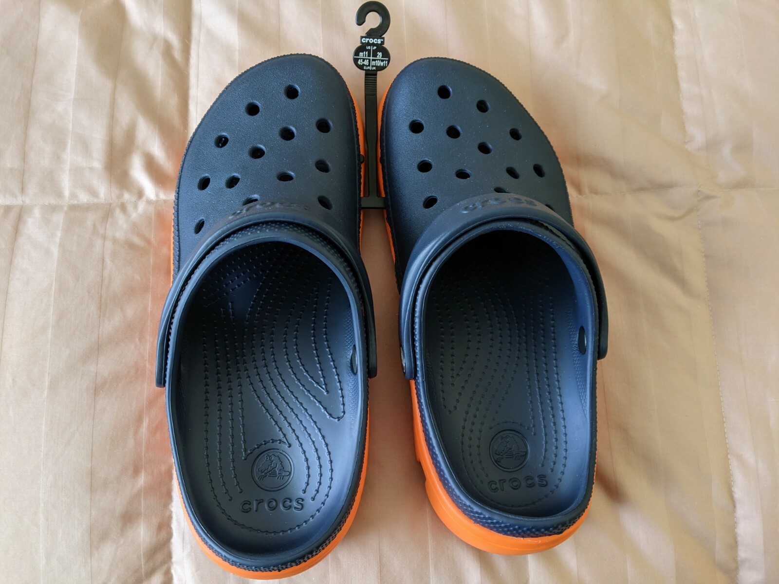 mens navy blue crocs size 11