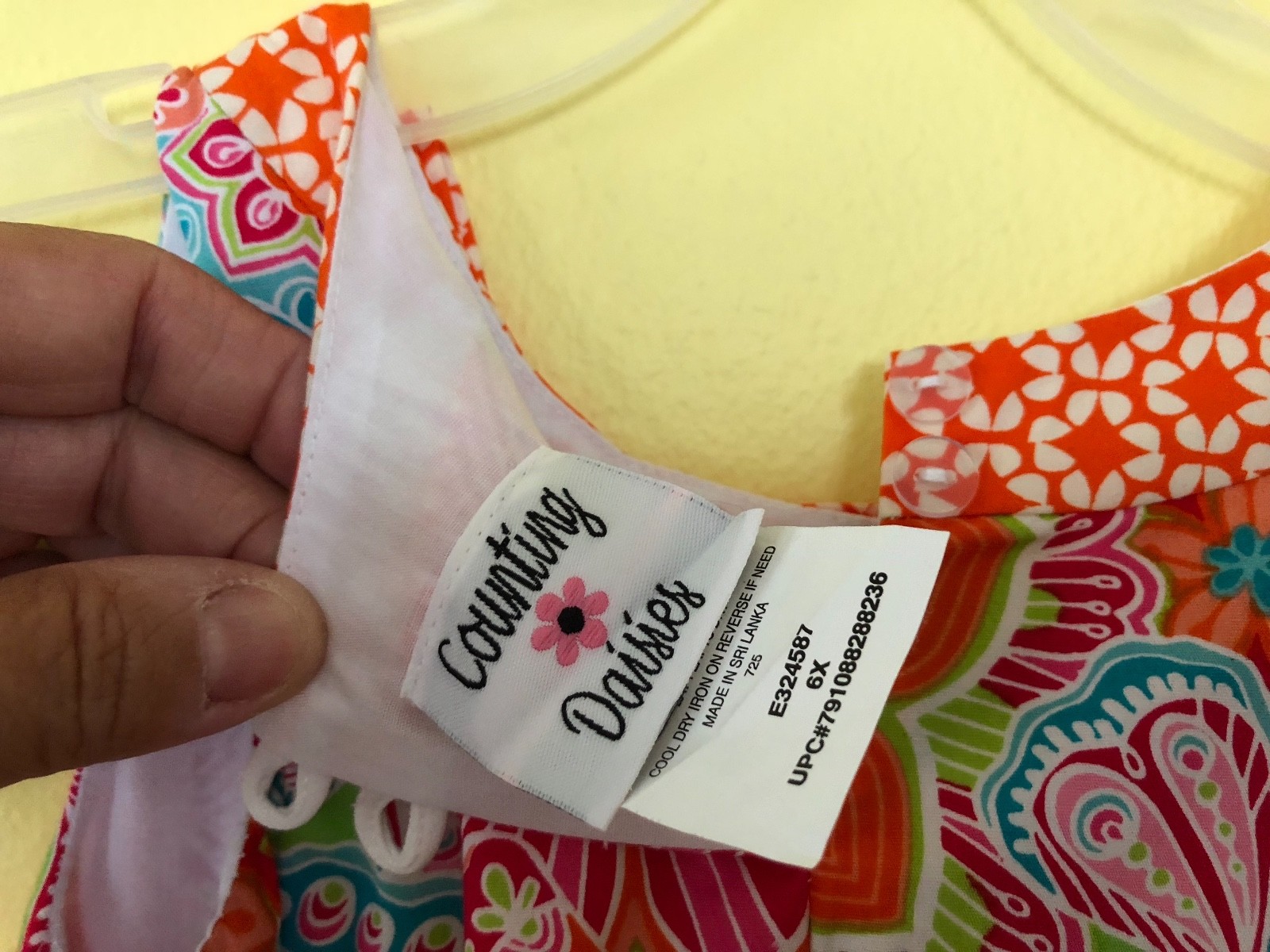 Girls Dress Multi colored floral/paisley print Size 6X Gorgeous colors