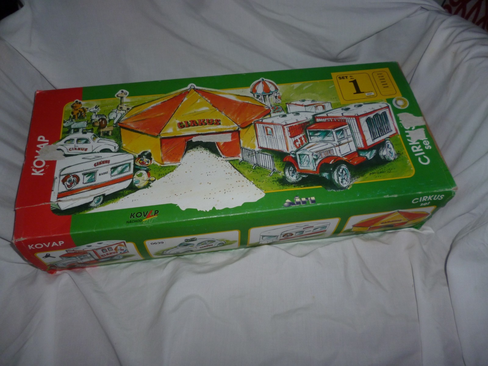 RARE NOS Cirkus Set 0521 KOVAP 1:32 VW Beetle CIRCUS Missing Hardware & Keys