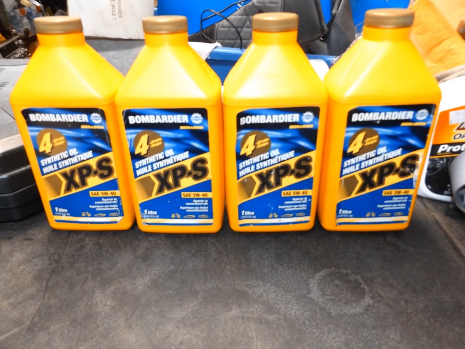 バスオイル 30 weight Silicone Shock Oil (30 wt, 350 cSt, 60cc) Traxxas