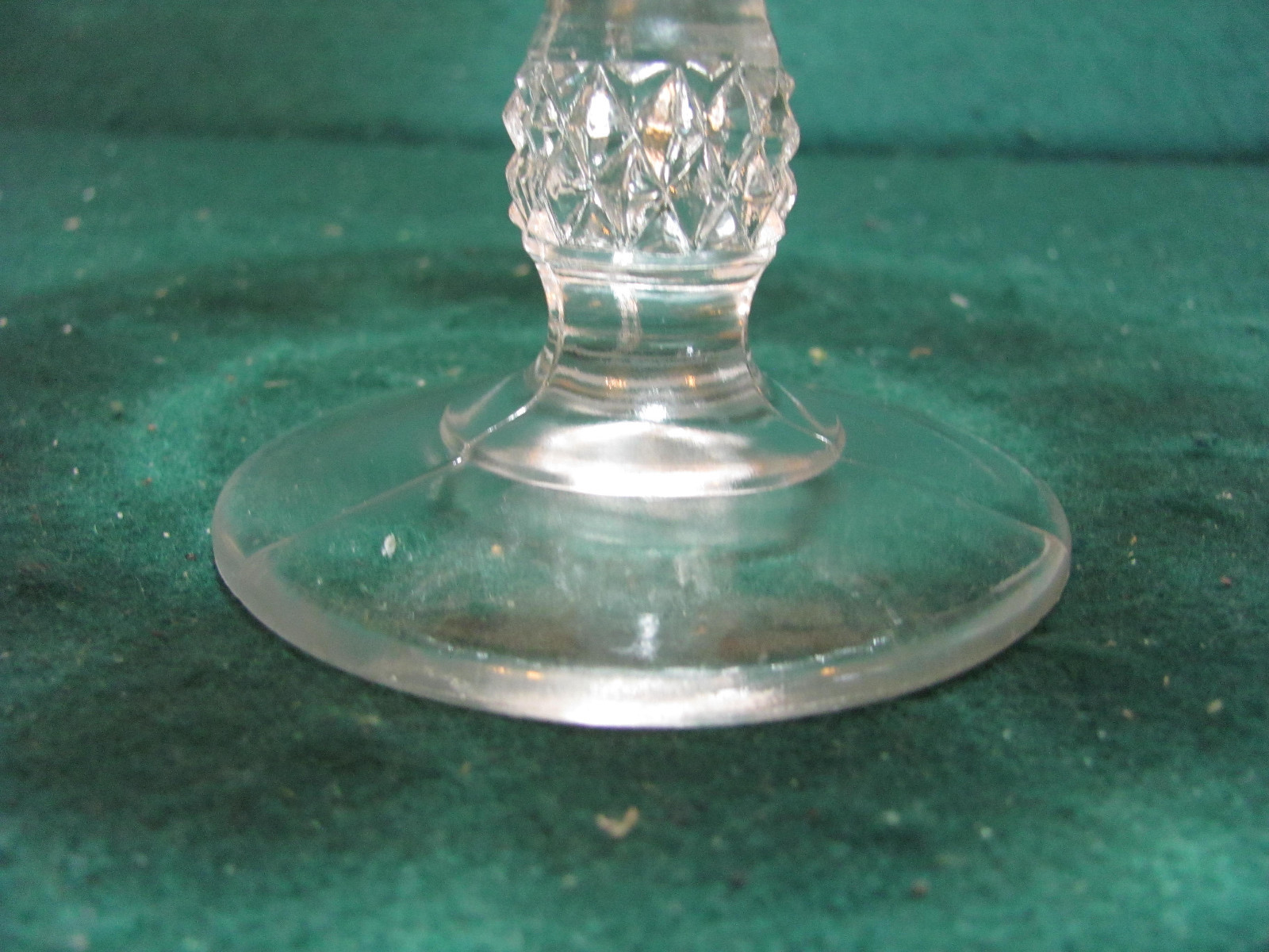 ELEGANT VINTAGE CLEAR PATTERN GLASS PEDISTAL COMPOTE/CANDY DISH