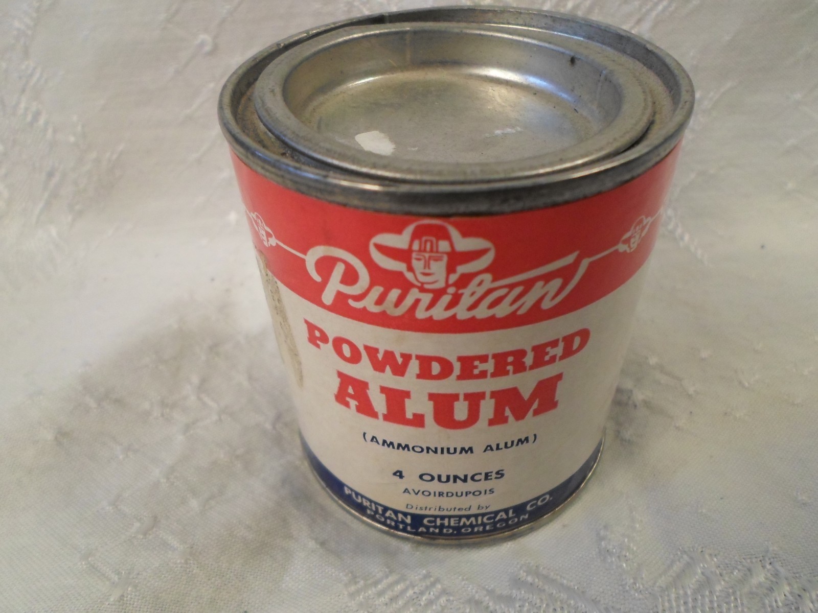 Vintage Puritan Tin Cardboard Sides, Powdered Alum 4 oz. Full, Red White & Blue