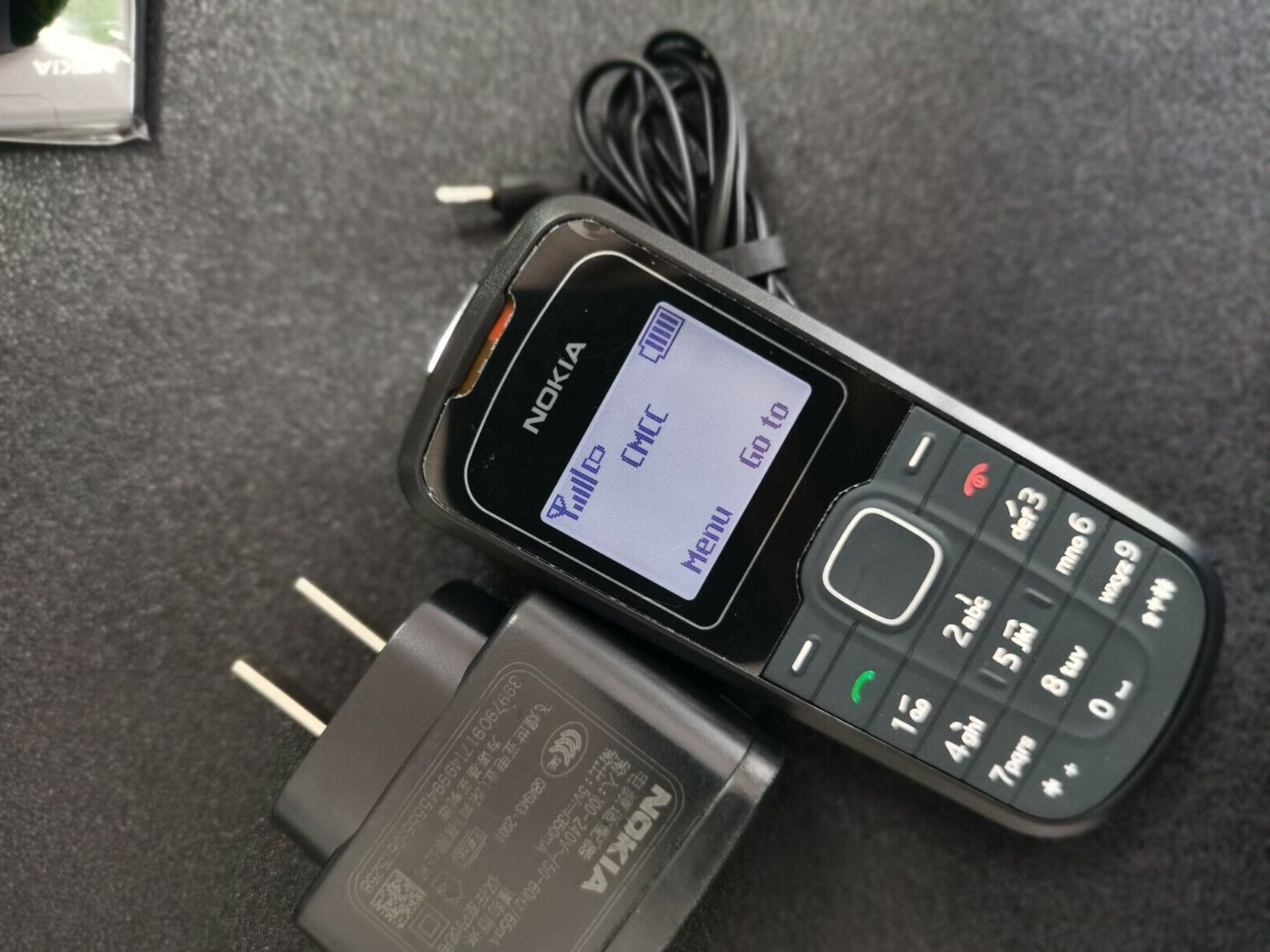 Купить 10pcs Nokia 1202 Black / blue Unlocked Network Mobile Phone, цена 26  790 руб — (404641193569), США