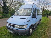 IVECO DAILY 2.3 MINI BUS MWB 10 SEATS EX SCHOOL CHARITY BUS NO VAT MOT 01/2027