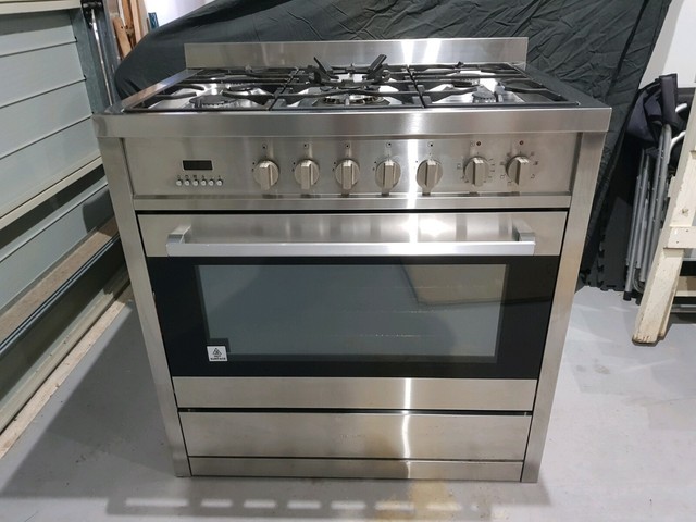 900mm stand alone oven