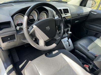 image 4 of interior