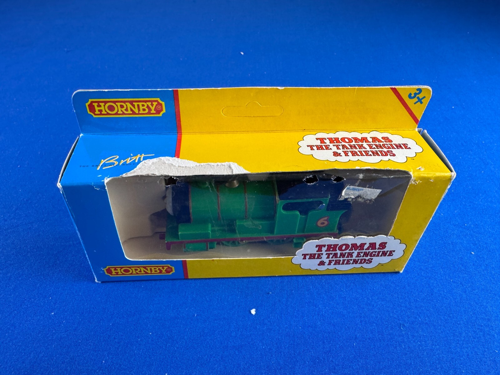hornby パーシー Unboxing the Hornby Percy from Thomas & Friends - YouTube