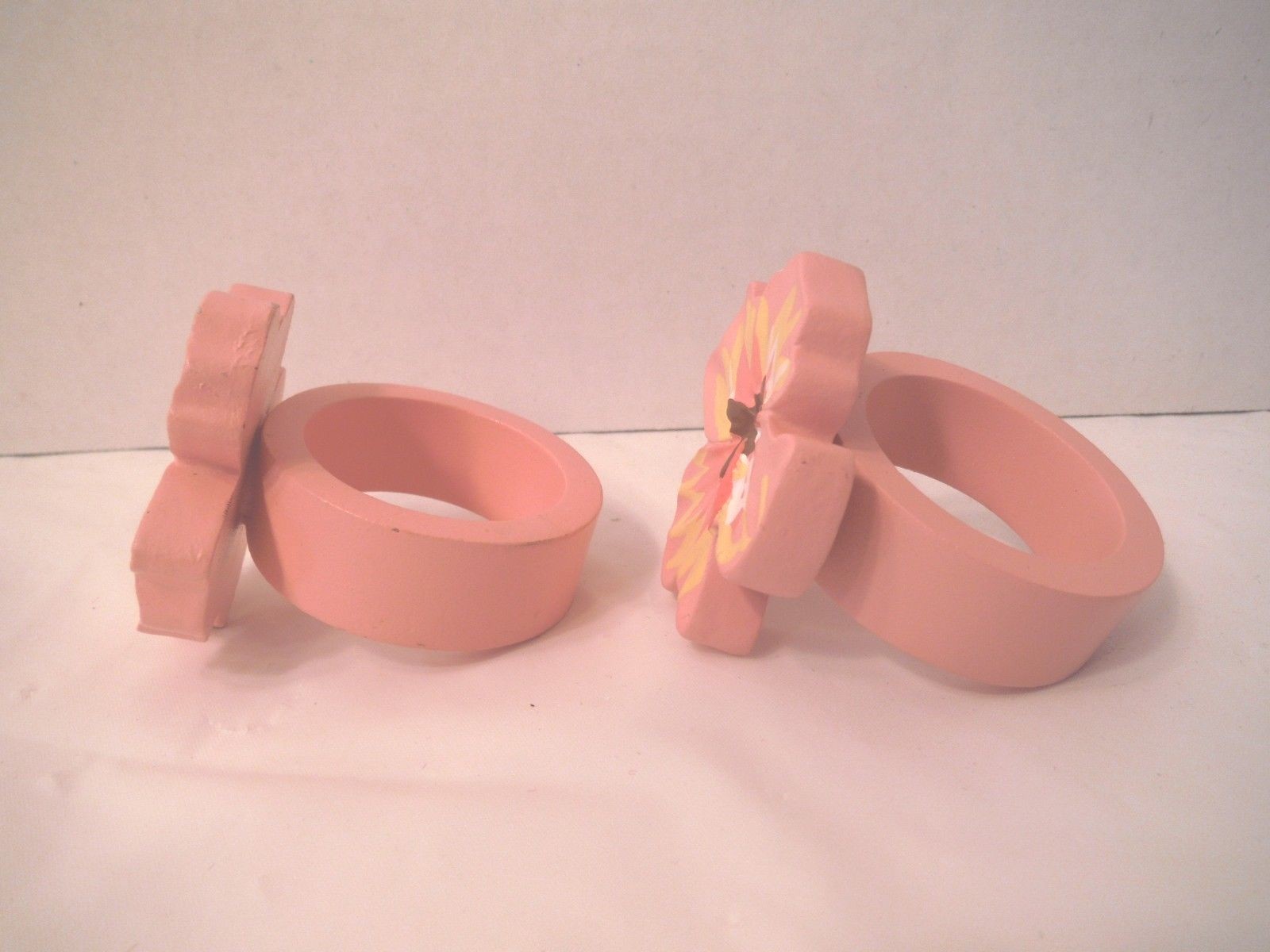 Set 2 Hibiscus Flower Napkin Holders Wooden Pink Yellow Brown