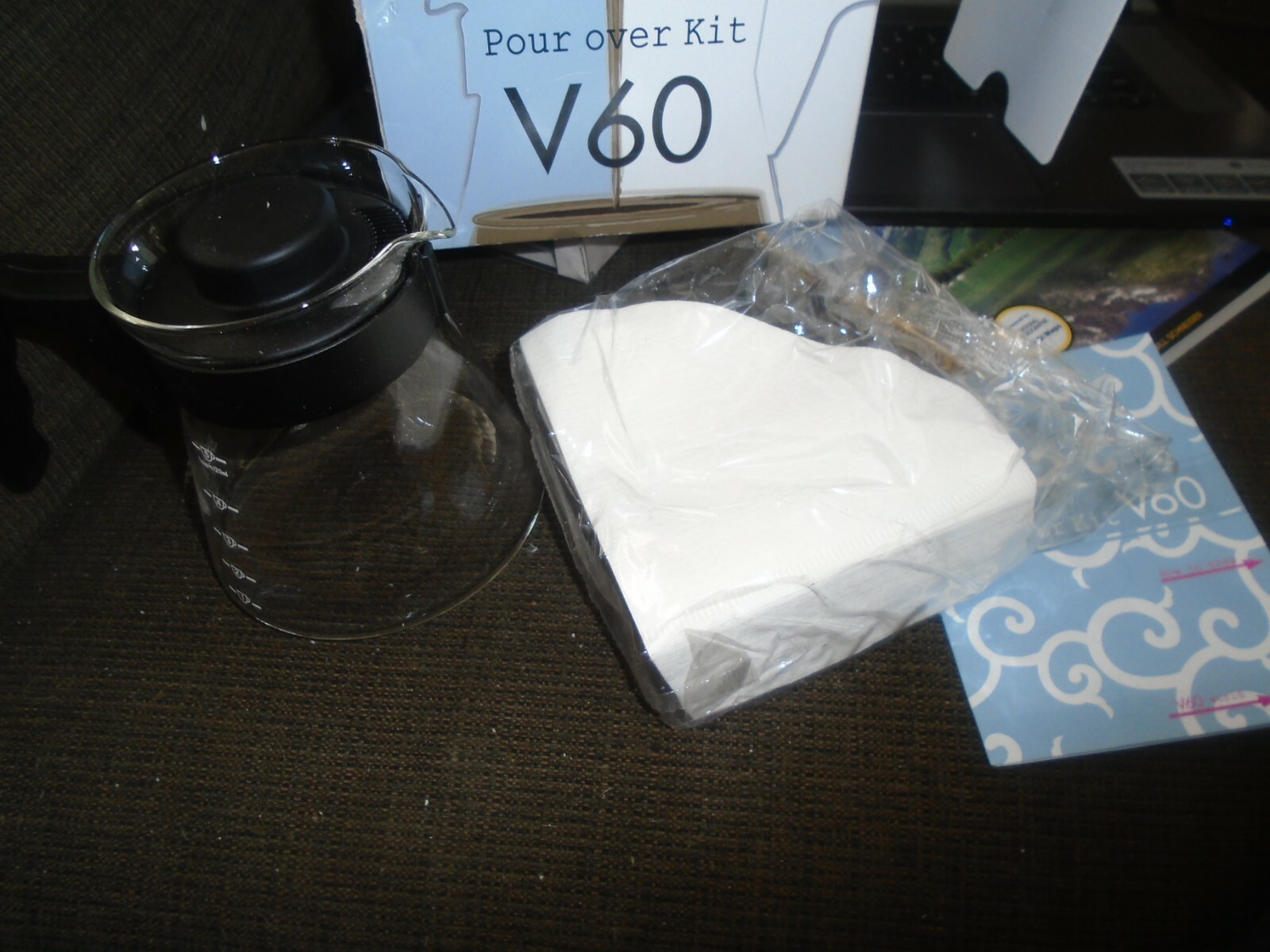 Hario V60 Pour Over Coffee Starter Kit, Size 02, Clear not complete