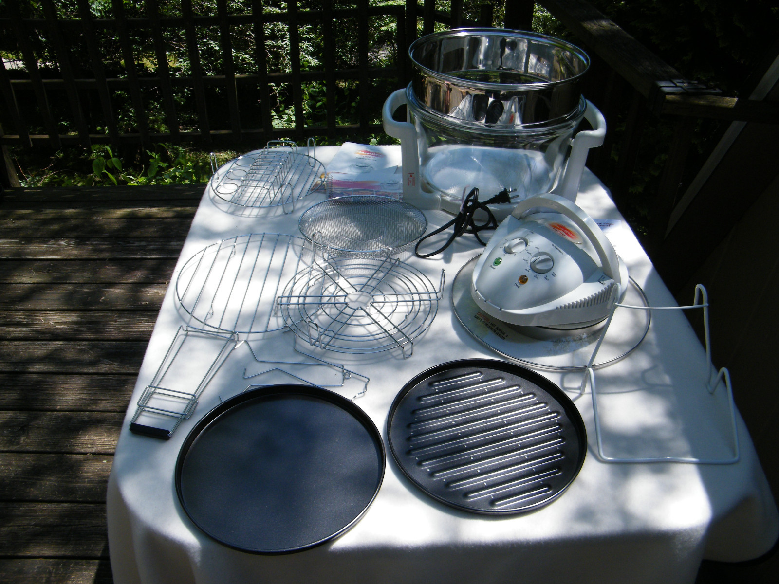 Thane Flavorwave Turbo Convection Oven Deluxe Edition AX-767MH 1300 Watts NEW??