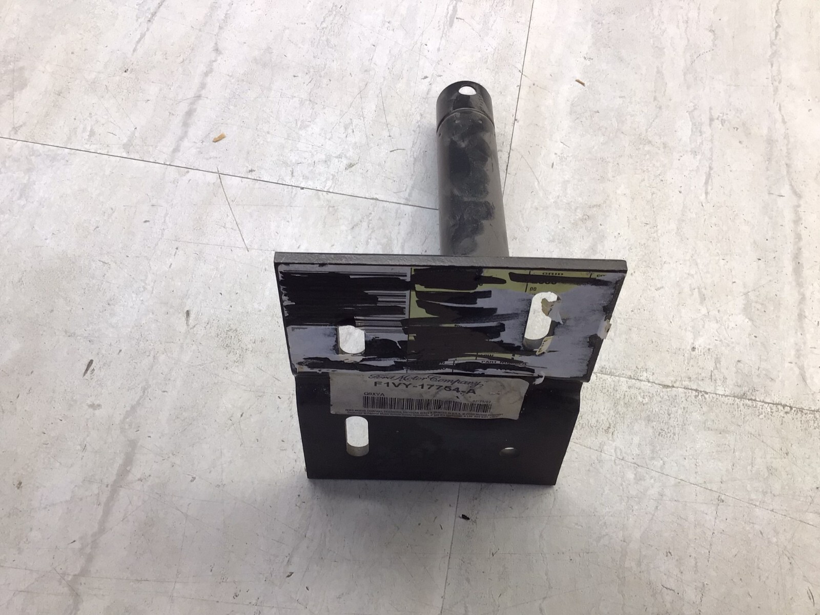 1991-1994 Lincoln Town Car OEM Front Bumper Energy Absorber - Ford F1VY-17754-A