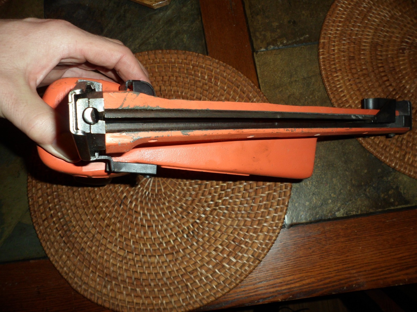 SPOTNAILS AIR PNEUMATIC FRAMING STRIP NAILER MNS5 USED WORKS GOOD