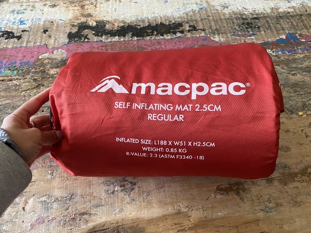 macpac self inflating mat
