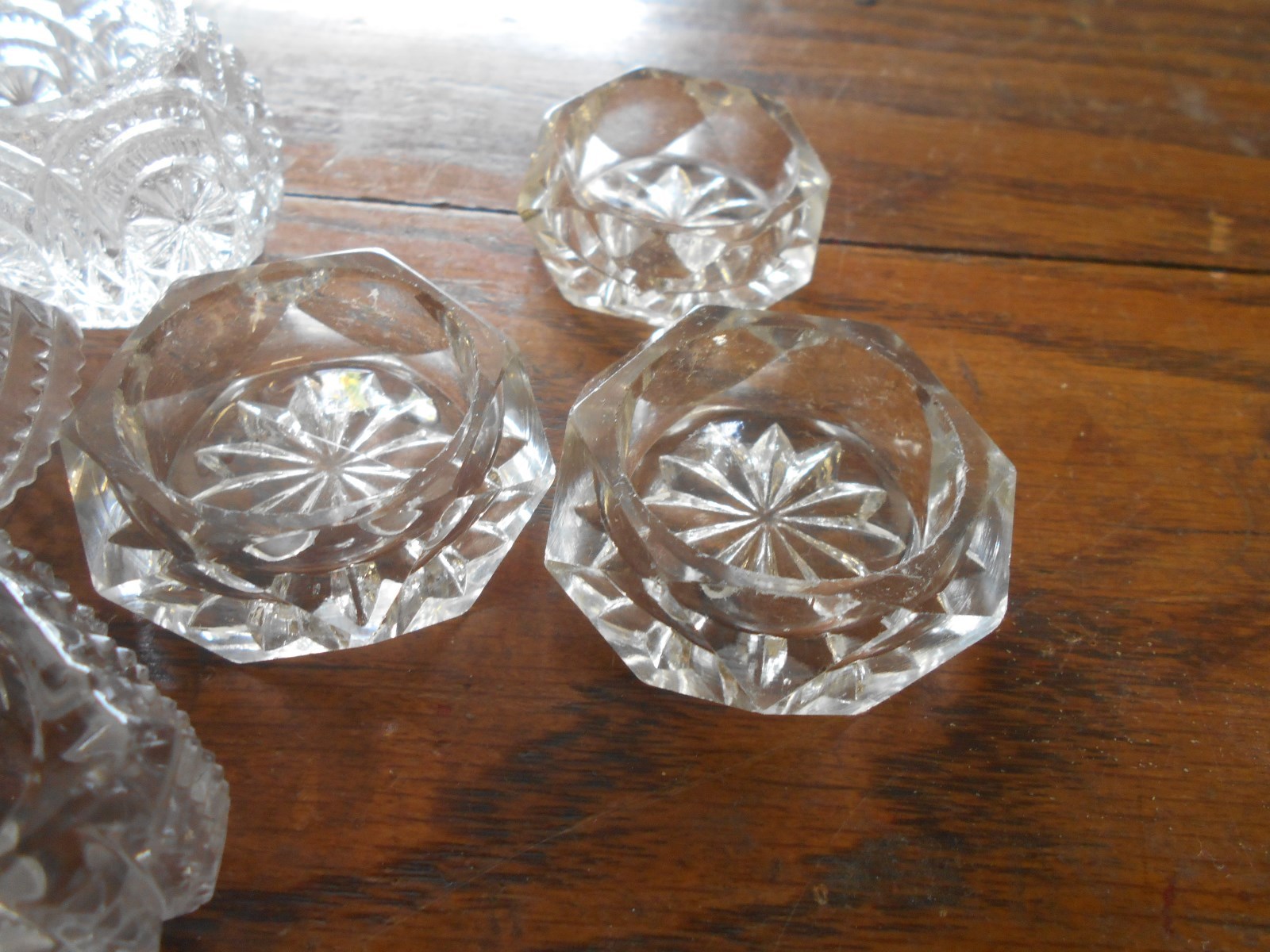 box lot 12 vintage glass pressed glass elegant glass salt dips individual size