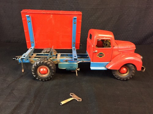 Gama 501 Red Truck w Parts and Original 1950s RARE made in US Zone Germany