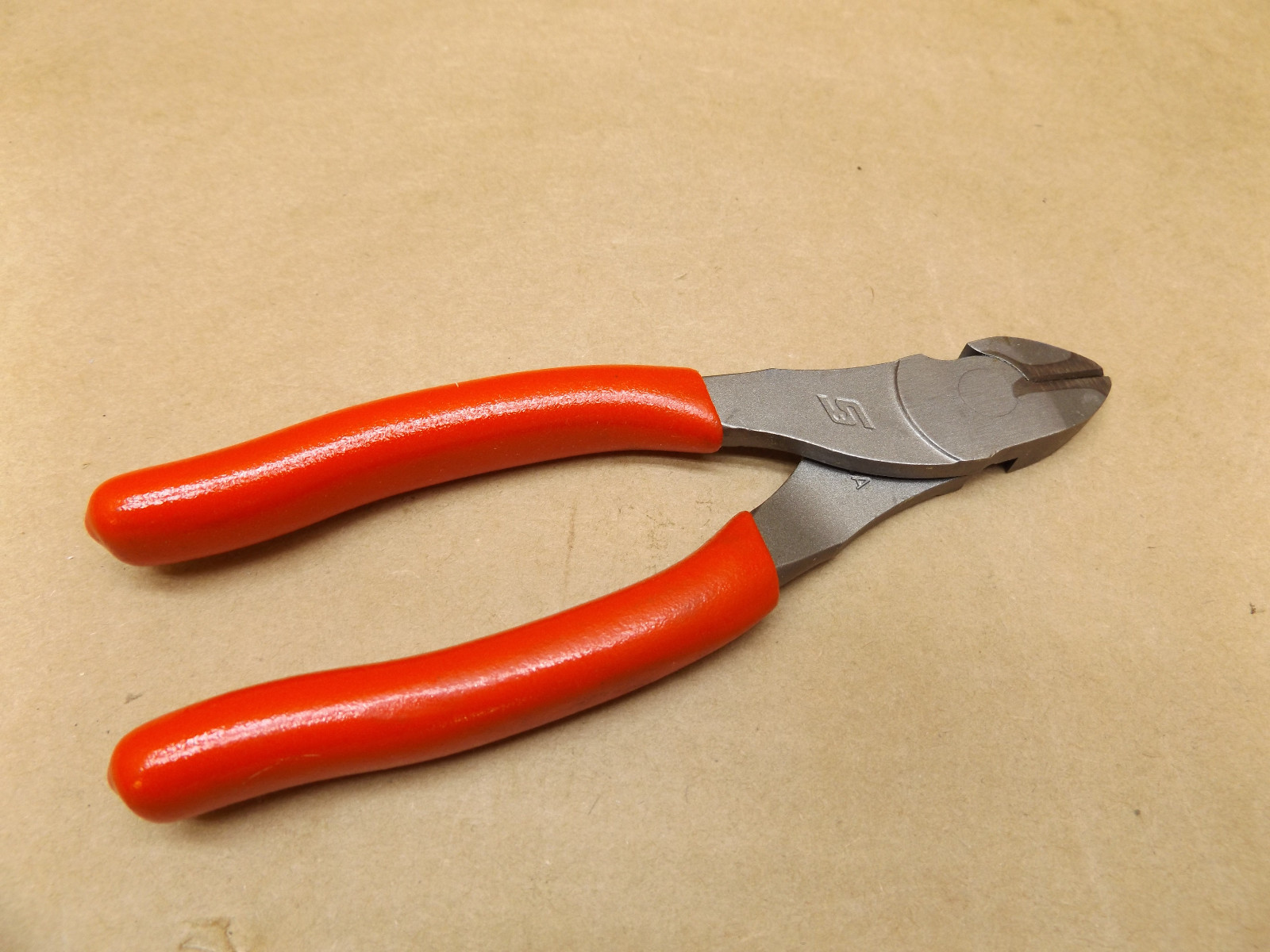 Snap-on 86ACF VectorEdge Cutters, Diagonal, Vinyl Grips, 6